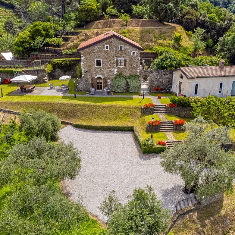 Private gated parking area of Villa Il Convento.