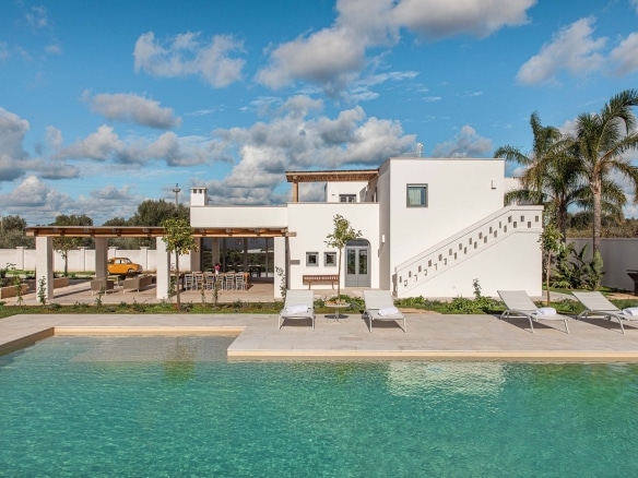 Outdoor swimming pool view of villa albarmarina located in Fasano Puglia italy